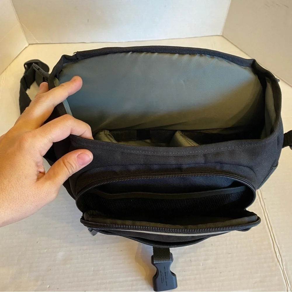 TAMRAC VELOCITY 7 PHOTO SLING PACK SLR CAMERA CASE BLACK BAG 5747
